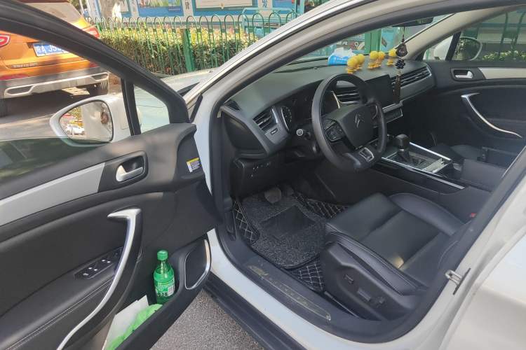 Used Citroen C5 2017 350THP Automatic Luxury Model Driver Seat