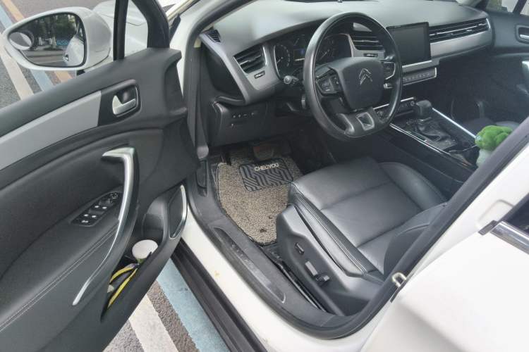 Used Citroen C5 2017 350THP Automatic Luxury Model Driver Seat