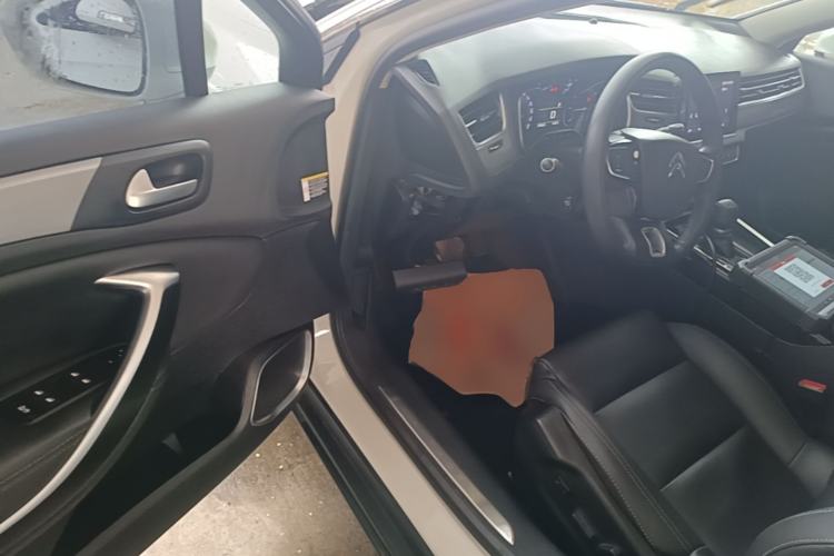 Used Citroen C5 2017 350THP Automatic Luxury Model Driver Seat