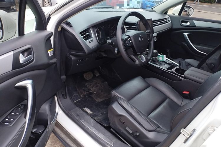 Used Citroen C5 2017 350THP Automatic Luxury Model Driver Seat