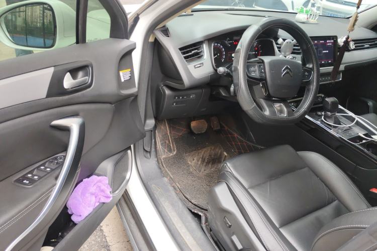 Used Citroen C5 2017 350THP Automatic Luxury Model Driver Seat