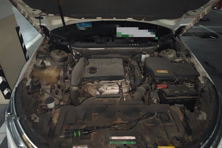 Used Citroen C5 2017 380THP Automatic Luxury Model Engine Bay