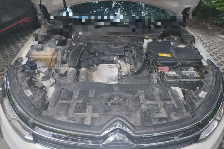 Used Citroen C5 2017 350THP Automatic Luxury Model Engine Bay