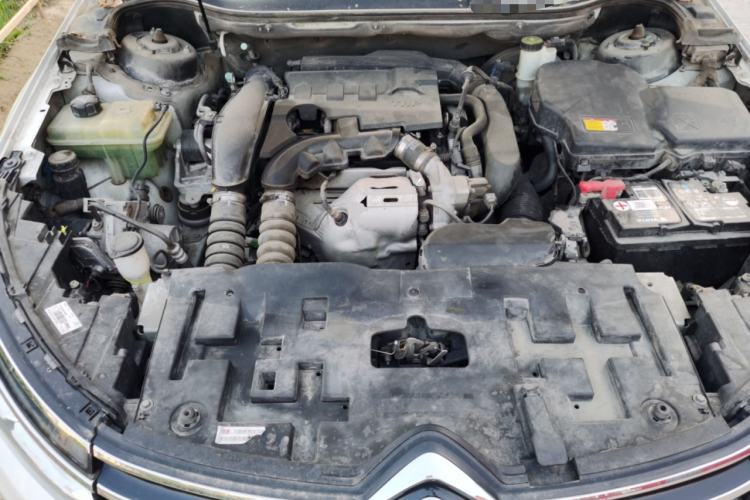Used Citroen C5 2017 350THP Automatic Luxury Model Engine Bay