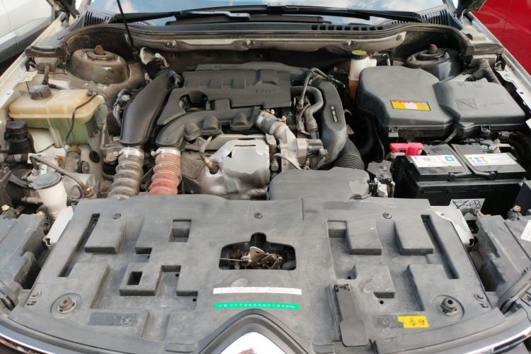 Used Citroen C5 2017 350THP Automatic Luxury Model Engine Bay