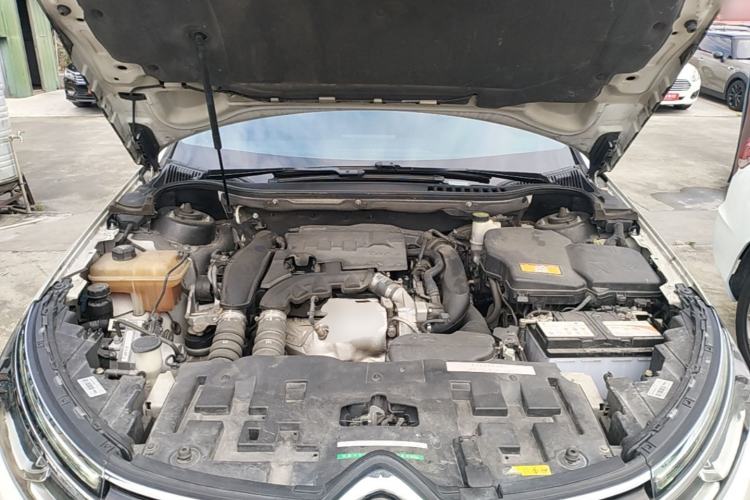Used Citroen C5 2017 350THP Automatic Luxury Model Engine Bay