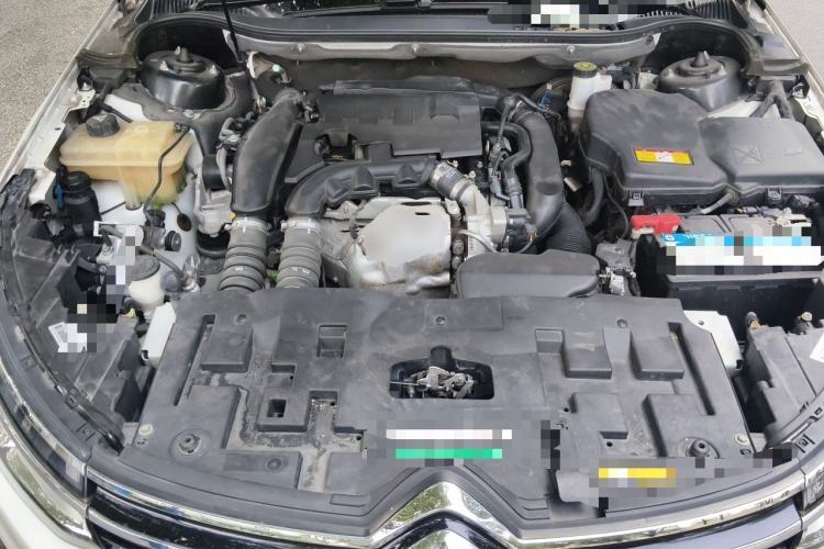 Used Citroen C5 2017 350THP Automatic Luxury Model Engine Bay
