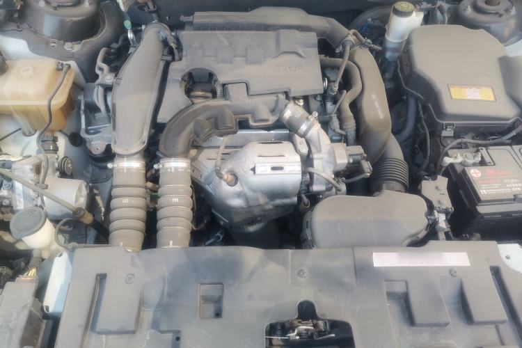 Used Citroen C5 2017 350THP Automatic Luxury Model Engine Bay