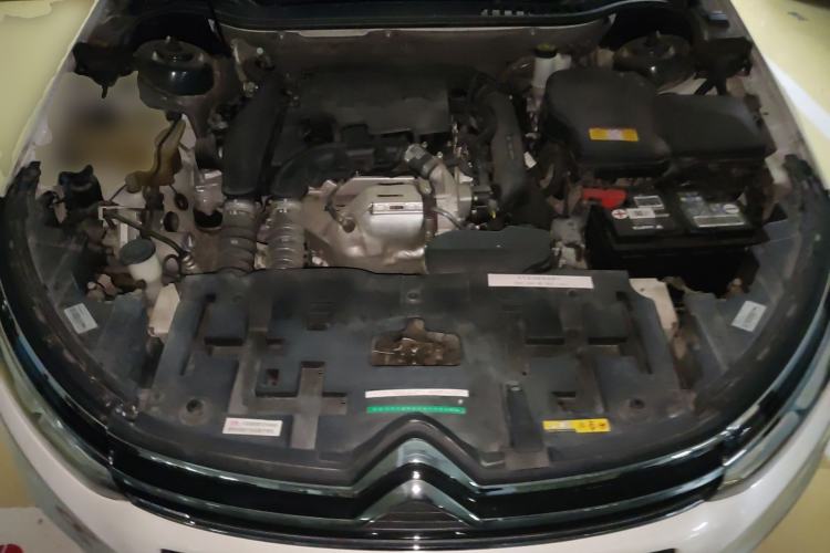 Used Citroen C5 2017 350THP Automatic Luxury Model Engine Bay