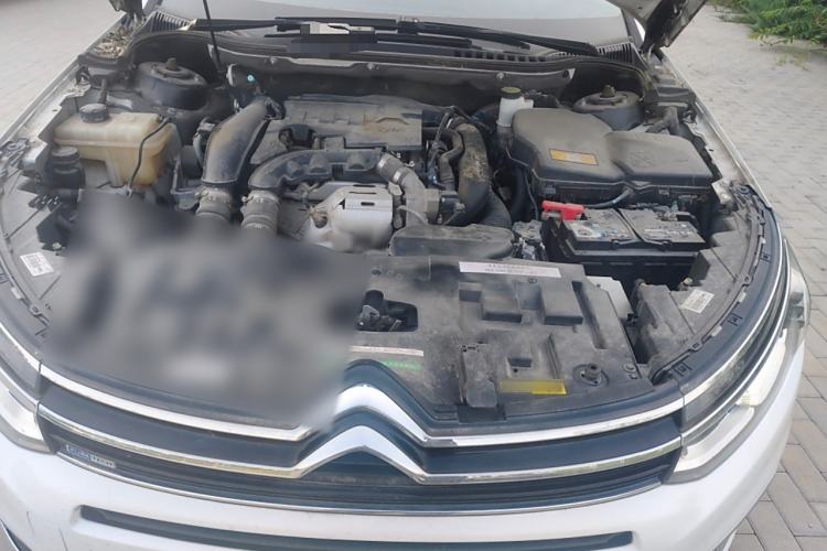 Used Citroen C5 2017 350THP Automatic Luxury Model Engine Bay