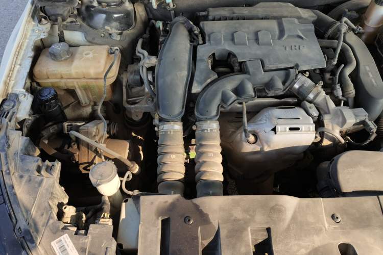 Used Citroen C5 2017 350THP Automatic Luxury Model Engine Bay Right