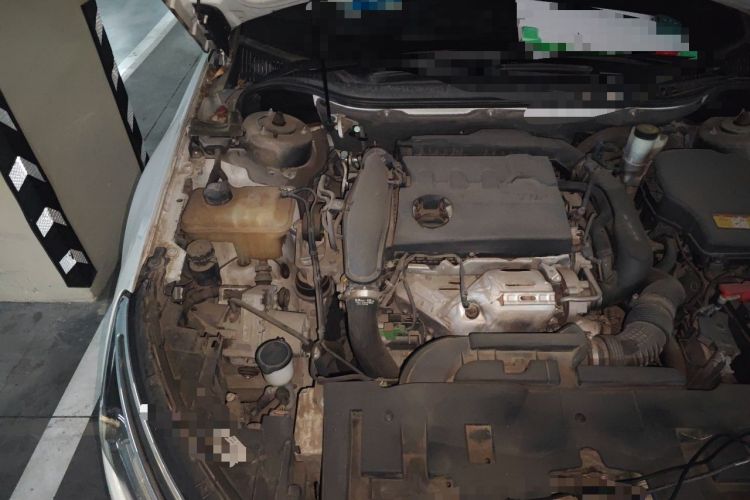 Used Citroen C5 2017 380THP Automatic Luxury Model Engine Bay Right