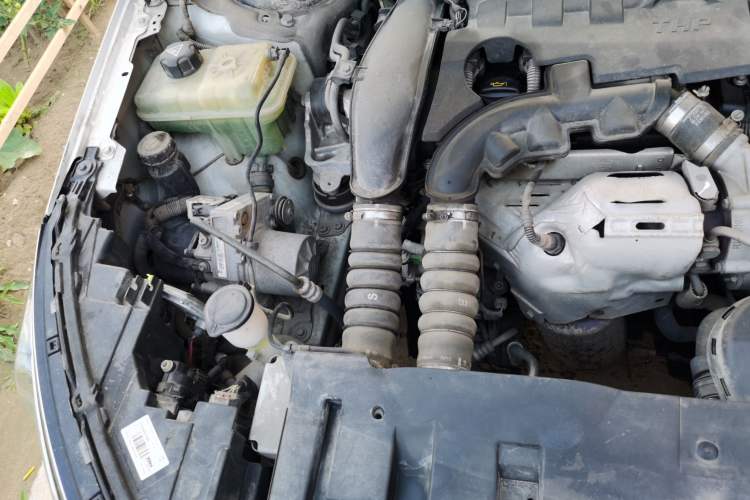 Used Citroen C5 2017 350THP Automatic Luxury Model Engine Bay Right