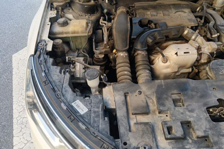 Used Citroen C5 2017 350THP Automatic Luxury Model Engine Bay Right