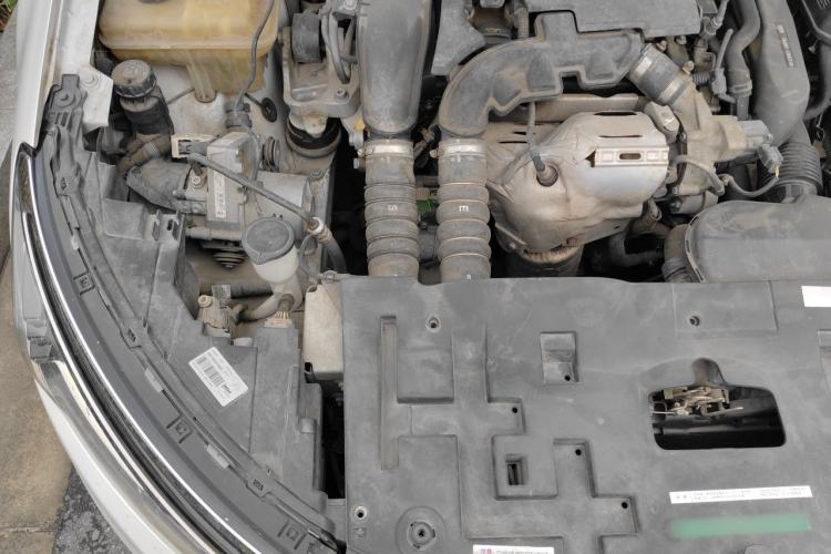 Used Citroen C5 2017 350THP Automatic Luxury Model Engine Bay Right