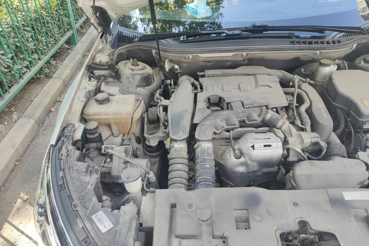 Used Citroen C5 2017 350THP Automatic Luxury Model Engine Bay Right