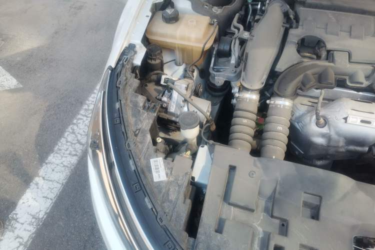 Used Citroen C5 2017 350THP Automatic Luxury Model Engine Bay Right