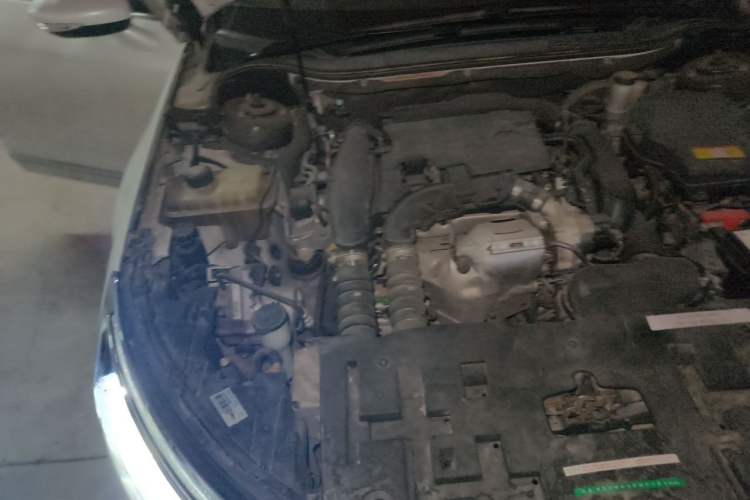 Used Citroen C5 2017 350THP Automatic Luxury Model Engine Bay Right