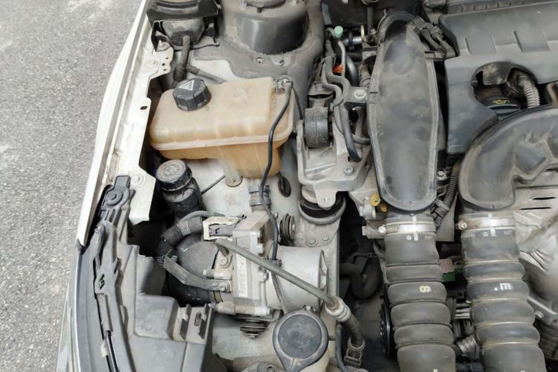 Used Citroen C5 2017 350THP Automatic Luxury Model Engine Bay Right