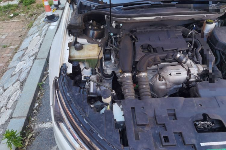 Used Citroen C5 2017 350THP Automatic Luxury Model Engine Bay Right