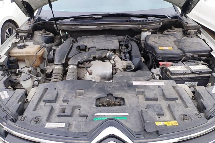 Used Citroen C5 2017 350THP Automatic Luxury Model Engine Bay