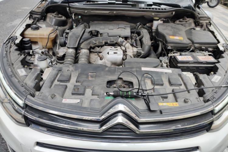 Used Citroen C5 2017 350THP Automatic Luxury Model Engine Bay