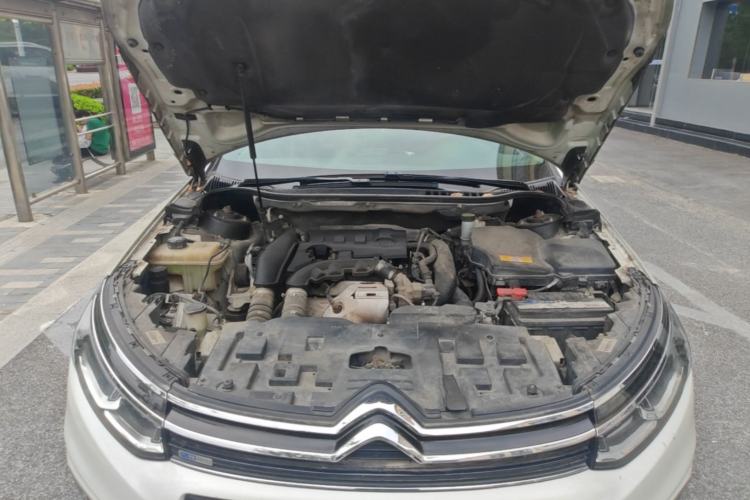 Used Citroen C5 2017 350THP Automatic Luxury Model Engine Bay