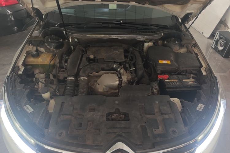 Used Citroen C5 2017 350THP Automatic Luxury Model Engine Bay