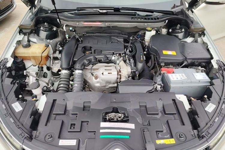 Used Citroen C5 2017 350THP Automatic Luxury Model Engine Bay