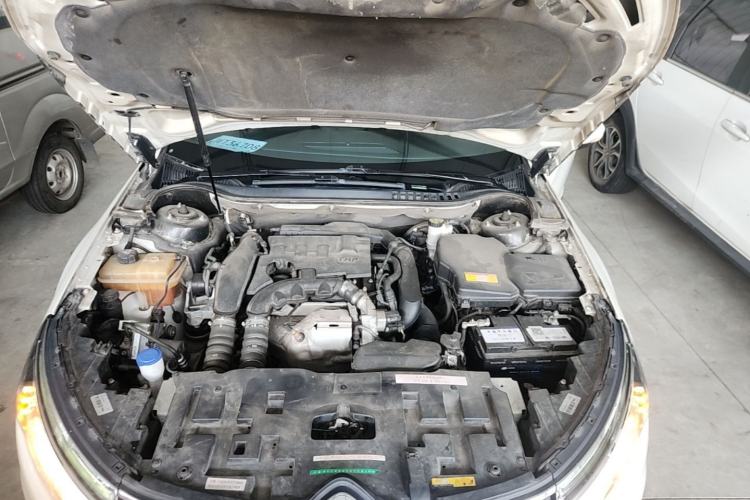 Used Citroen C5 2017 350THP Automatic Luxury Model Engine Bay