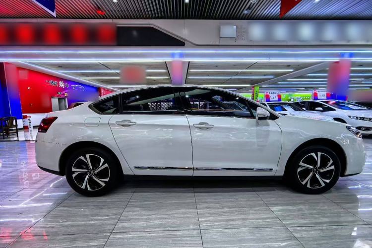 Used Citroen C5 2017 350THP Automatic Luxury Model Exterior 3