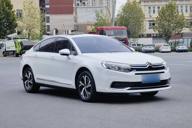 Used Citroen C5 2017 350THP Automatic Luxury Model Exterior 4