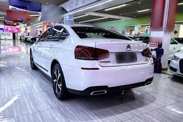 Used Citroen C5 2017 350THP Automatic Luxury Model Exterior 4