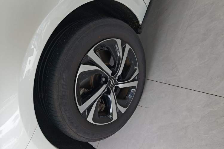 Used Citroen C5 2017 380THP Automatic Luxury Model Exterior 7