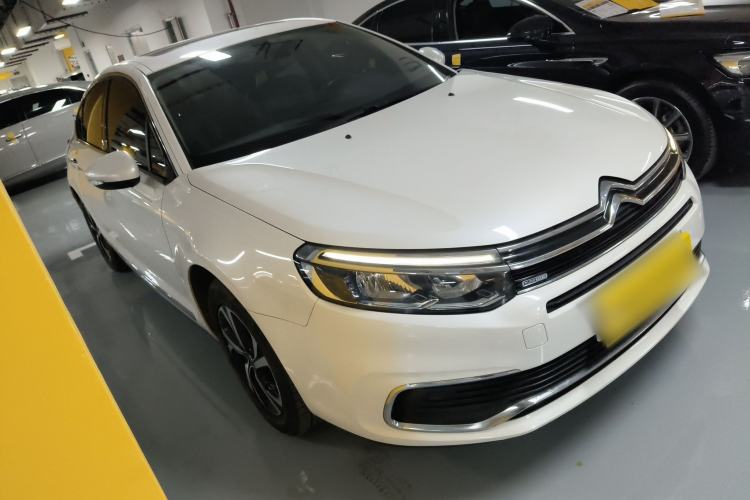 Used Citroen C5 2017 350THP Automatic Luxury Model Front Right 45 Deg