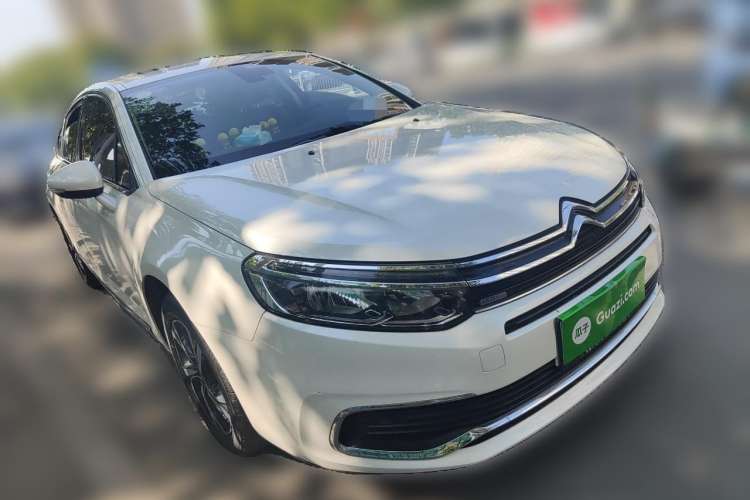 Used Citroen C5 2017 350THP Automatic Luxury Model Front Right 45 Deg