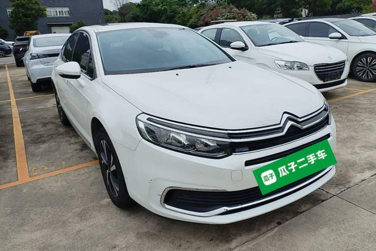 Used Citroen C5 2017 350THP Automatic Luxury Model Front Right 45 Deg