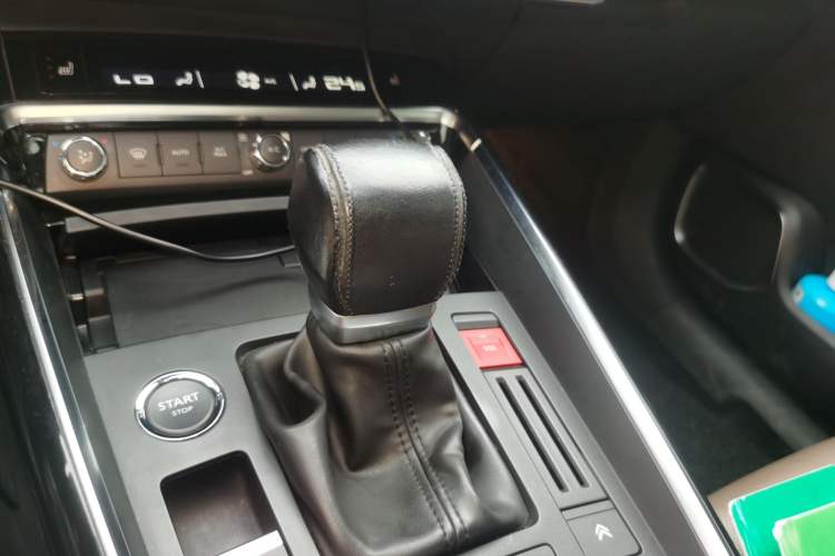 Used Citroen C5 2017 380THP Automatic Prestige Edition Gear Lever
