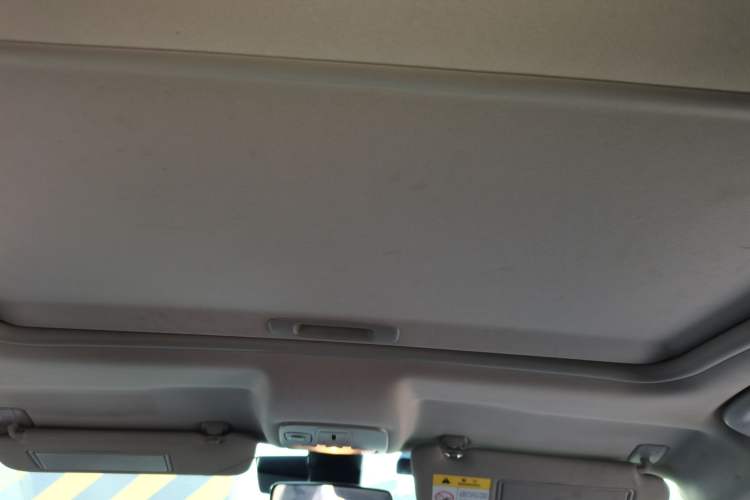 Used Citroen C5 2017 350THP Automatic Luxury Model Headliner