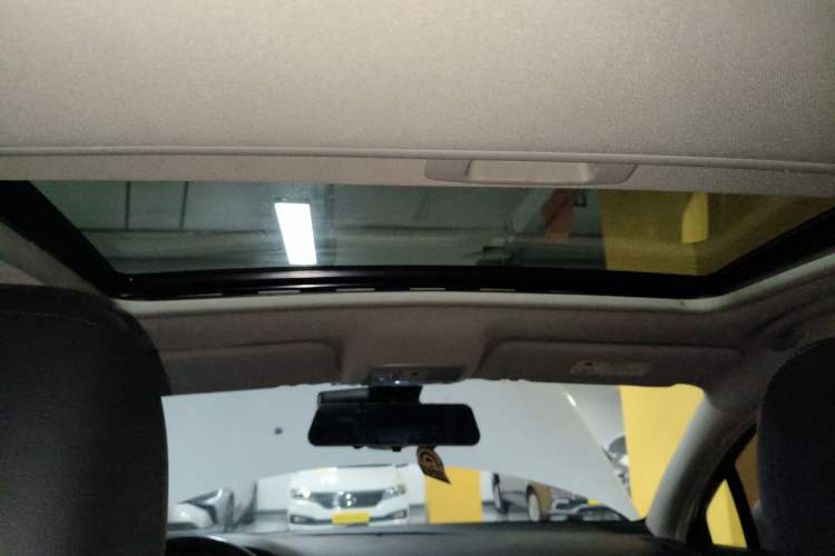 Used Citroen C5 2017 350THP Automatic Luxury Model Headliner