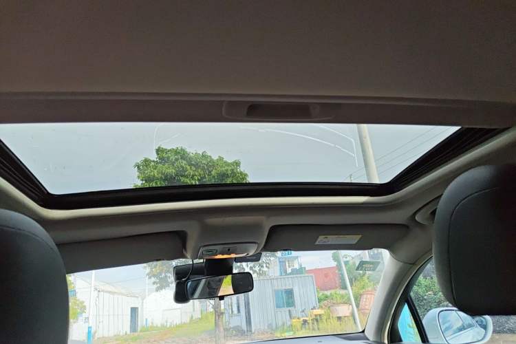 Used Citroen C5 2017 350THP Automatic Luxury Model Headliner