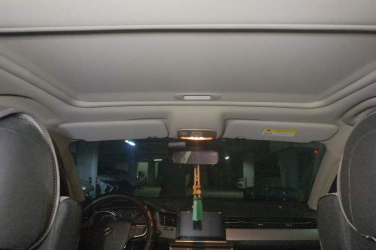 Used Citroen C5 2017 350THP Automatic Luxury Model Headliner