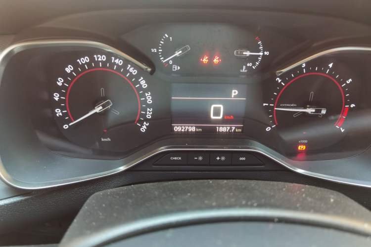 Used Citroen C5 2017 350THP Automatic Luxury Model Instrument Cluster
