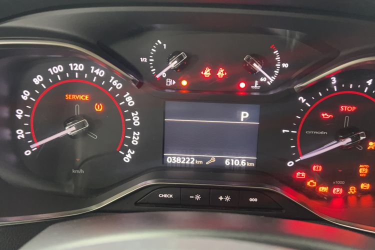 Used Citroen C5 2017 350THP Automatic Luxury Model Interior 3