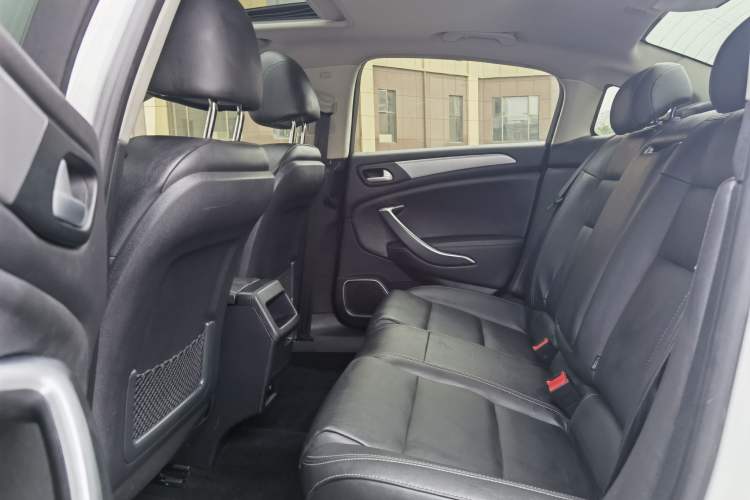 Used Citroen C5 2017 350THP Automatic Luxury Model Interior 3