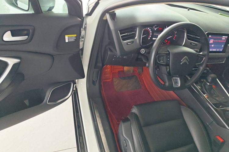 Used Citroen C5 2017 380THP Automatic Luxury Model Interior 3