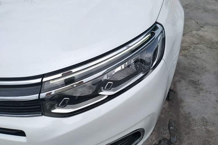 Used Citroen C5 2017 350THP Automatic Luxury Model Left Front Headlight