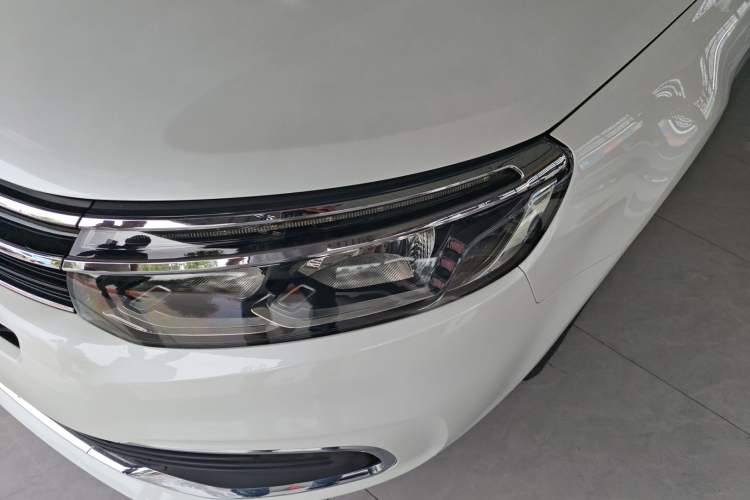 Used Citroen C5 2017 380THP Automatic Luxury Model Left Front Headlight