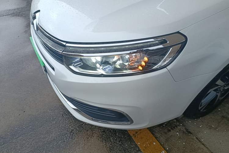 Used Citroen C5 2017 350THP Automatic Luxury Model Left Front Headlight