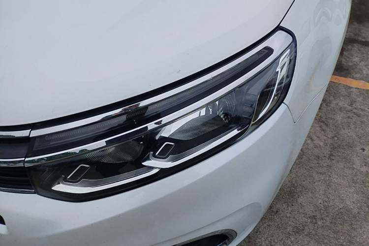 Used Citroen C5 2017 350THP Automatic Luxury Model Left Front Headlight